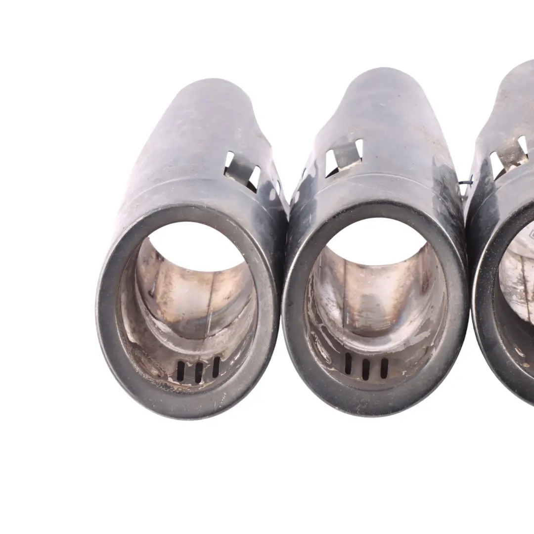 Exhaust Tailpipe Black Tip Set X4 95B253682M to Porsche Macan 95B Rear with Part number 95B253681M Porsche Macan 95B Rear Exhaust Tailpipe Black Tip Set X4 95B253682M - SKU 95B253681M - Part number 95B253681M