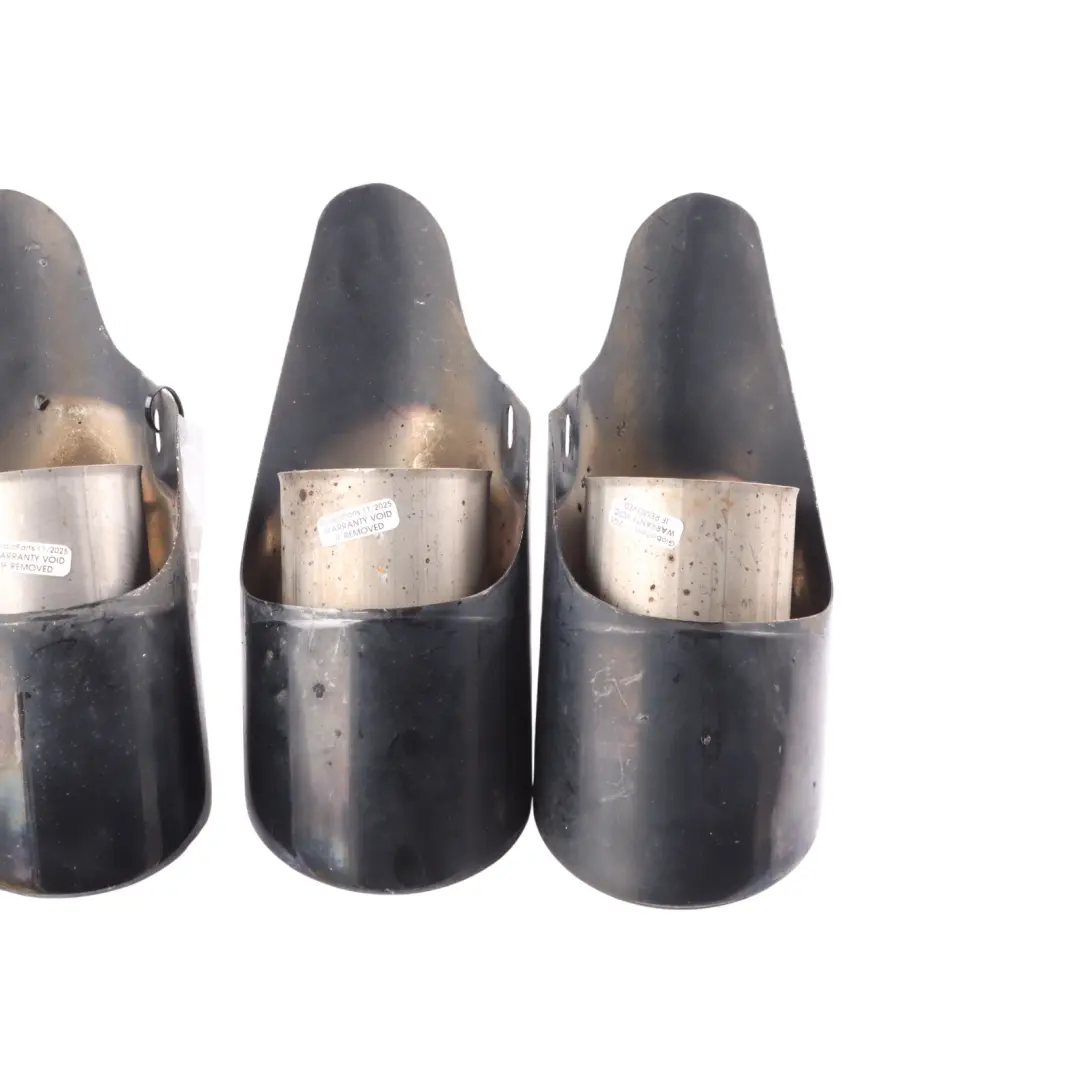 Exhaust Tailpipe Black Tip Set X4 95B253682M to Porsche Macan 95B Rear with Part number 95B253681M Porsche Macan 95B Rear Exhaust Tailpipe Black Tip Set X4 95B253682M - SKU 95B253681M - Part number 95B253681M