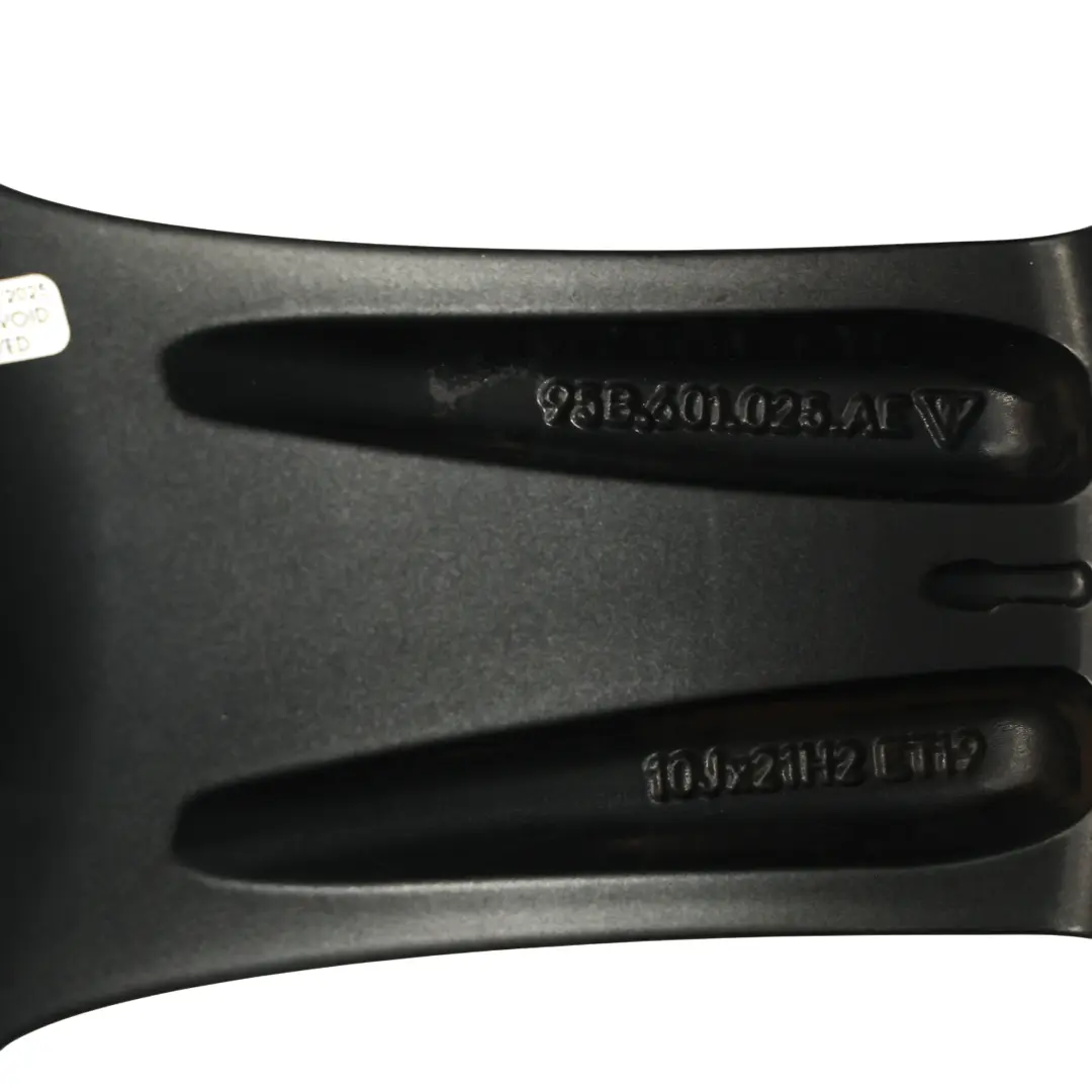 Hinter Rad Felge Schwarz 21" 10J ET:19 für Porsche Macan 95B mit Teilenummer 95B601025AE Porsche Macan 95B Hinter Rad Felge Schwarz 21" 10J ET:19 - SKU 95B601025AE-1 - Teilenummer 95B601025AE