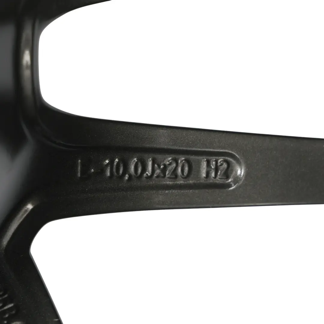 Cerchio Posteriore Lega Scuro 20" 10J ET:19 per Porsche Macan 95B S con numero di parte 95B601025EK Porsche Macan 95B S Cerchio Posteriore Lega Scuro 20" 10J ET:19 - SKU 95B601025EK-1 - Numero di parte 95B601025EK