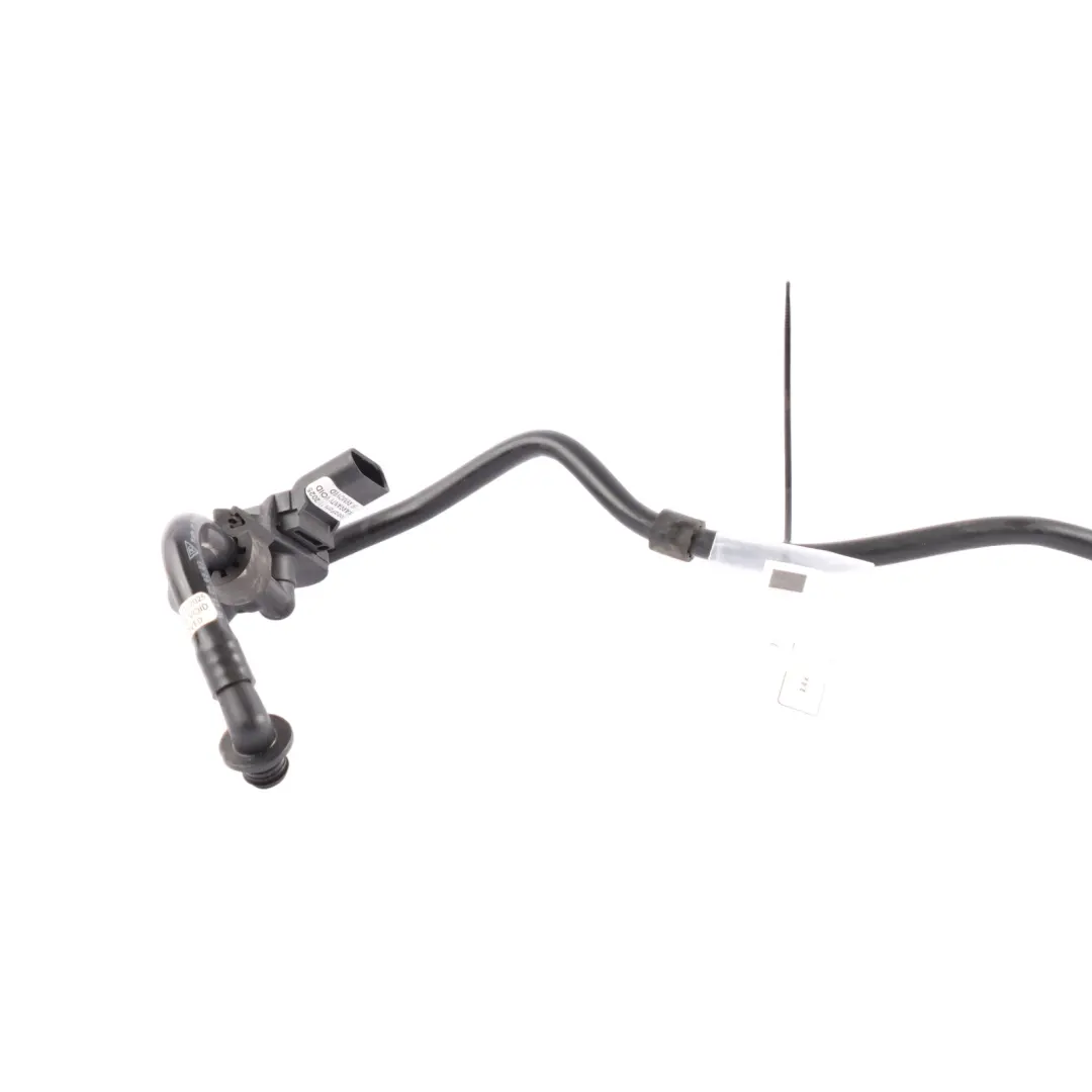 Przewód Podciśnieniowy Serwa Hamulcowego do Porsche Macan 95B o numerze 95B611931AH Porsche Macan 95B Przewód Podciśnieniowy Serwa Hamulcowego - SKU 95B611931AH - Numer Części 95B611931AH