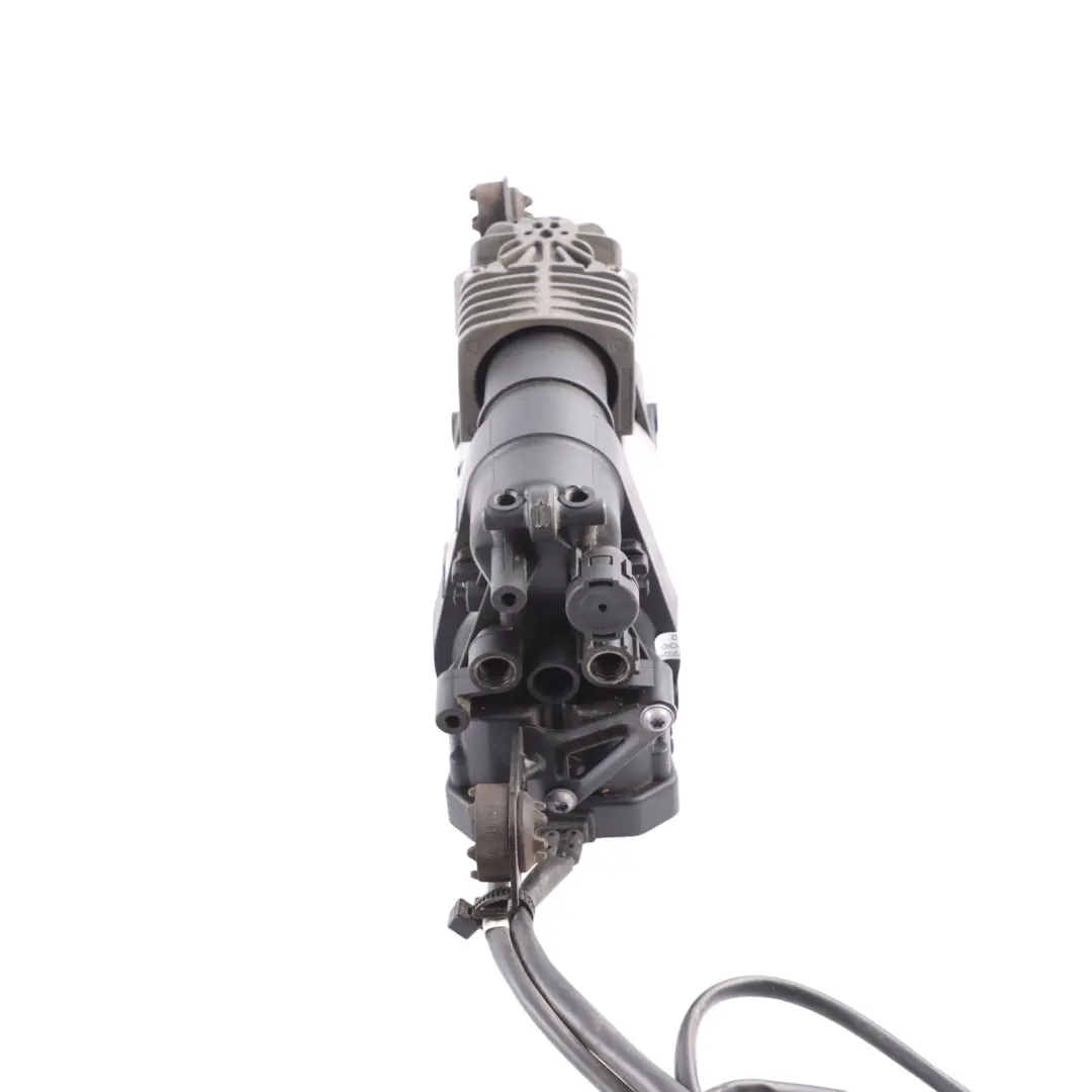 Supply Compressor Air Suspension Pump Unit to Porsche Macan 95B Air with Part number 95B616006G Porsche Macan 95B Air Supply Compressor Air Suspension Pump Unit - SKU 95B616006G - Part number 95B616006G