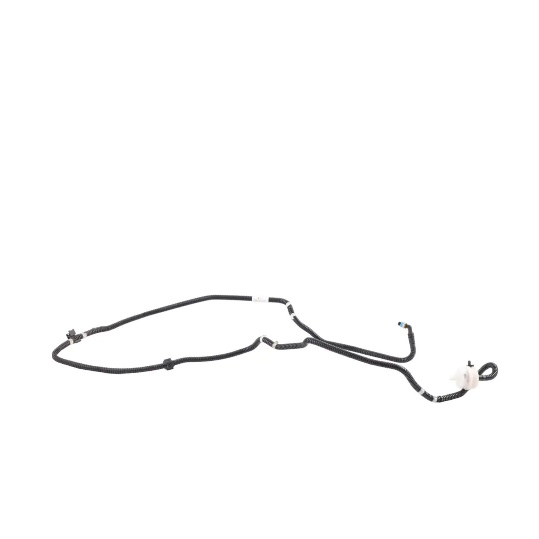 Suction Pipe Hose Line Air Suspension to Porsche Macan 95B with Part number 95B616785B Porsche Macan 95B Suction Pipe Hose Line Air Suspension - SKU 95B616785B - Part number 95B616785B