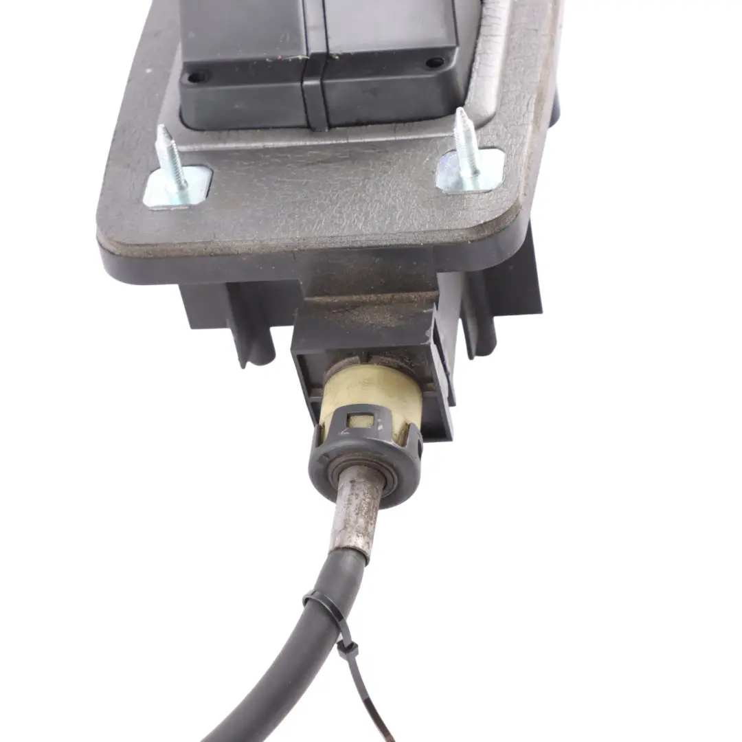 Gearbox Selector Gearshift Mechanism to Porsche Macan 95B Automatic with Part number 95B713059 Porsche Macan 95B Automatic Gearbox Selector Gearshift Mechanism - SKU 95B713059 - Part number 95B713059