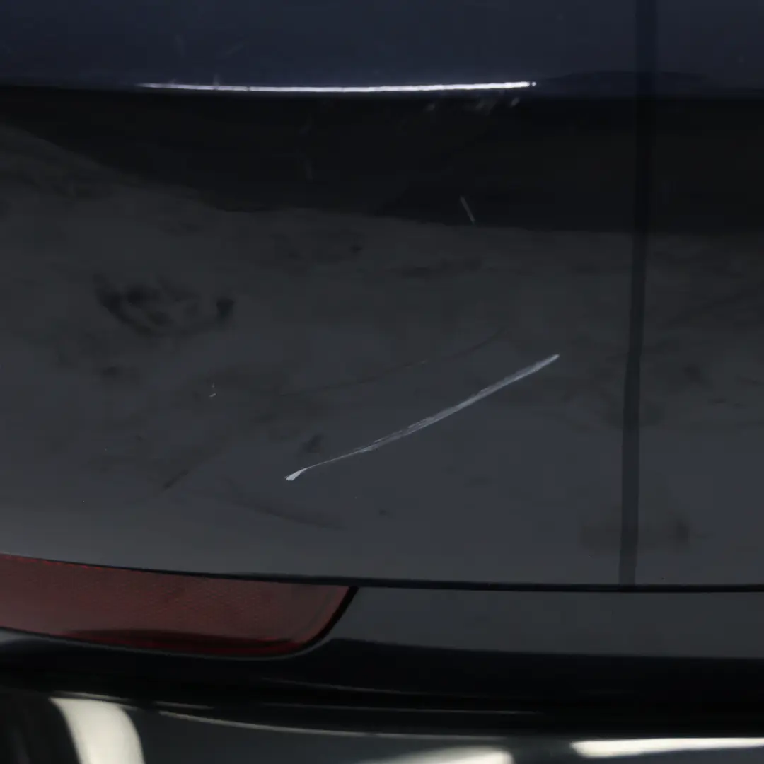 Zderzak Tylny Sport Midnight Blue Niebieski Metalik - M5F do Porsche Macan 95B o numerze 95B807417G Porsche Macan 95B Zderzak Tylny Sport Midnight Blue Niebieski Metalik - M5F - SKU 95B807417G-MIBL - Numer Części 95B807417G