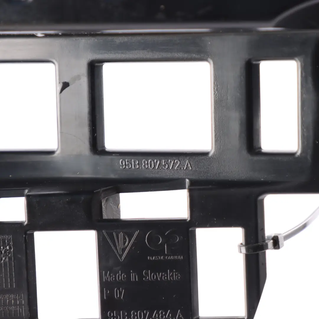 Bumper Bracket Mount Holder Right O/S A 95B807484A to Macan 95B Rear with Part number 95B807572 Macan 95B Rear Bumper Bracket Mount Holder Right O/S A 95B807484A - SKU 95B807572 - Part number 95B807572