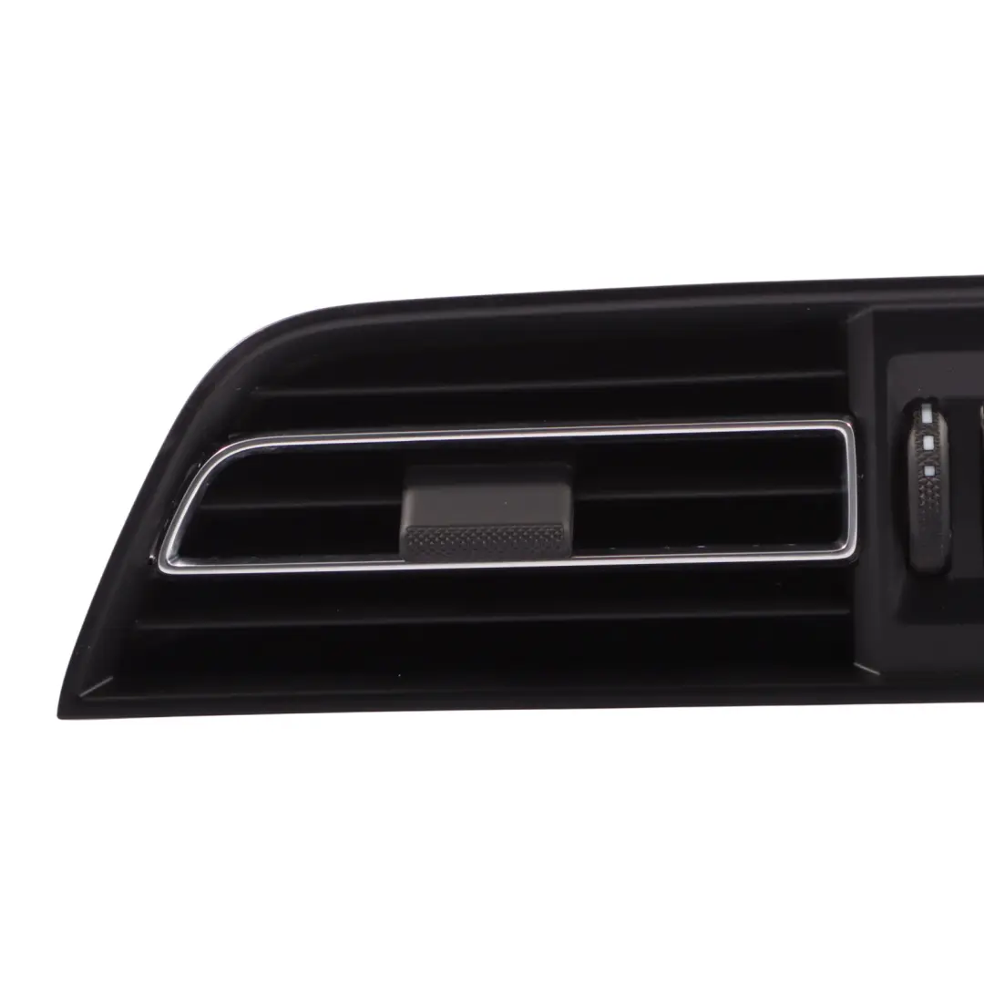 Salpicadero Rejilla De Ventilación Central para Porsche Macan 95B con número de pieza 95B819110E Porsche Macan 95B Salpicadero Rejilla De Ventilación Central - SKU 95B819110E - Número de pieza 95B819110E