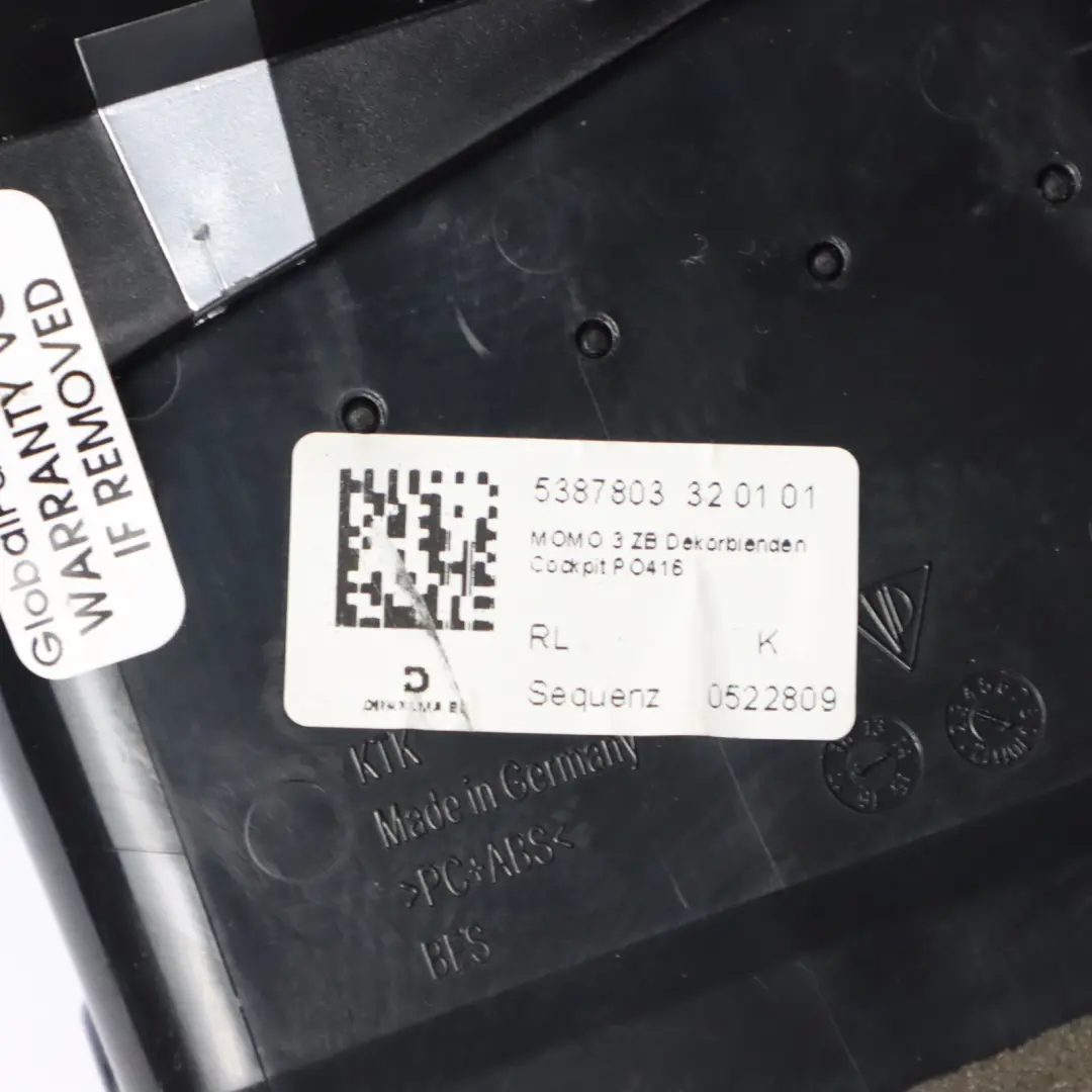 Porsche Macan 95B Kratka Nawiewu Deski Rozdzielczej Prawa - SKU 95B819702E - Numer Części 95B819702E