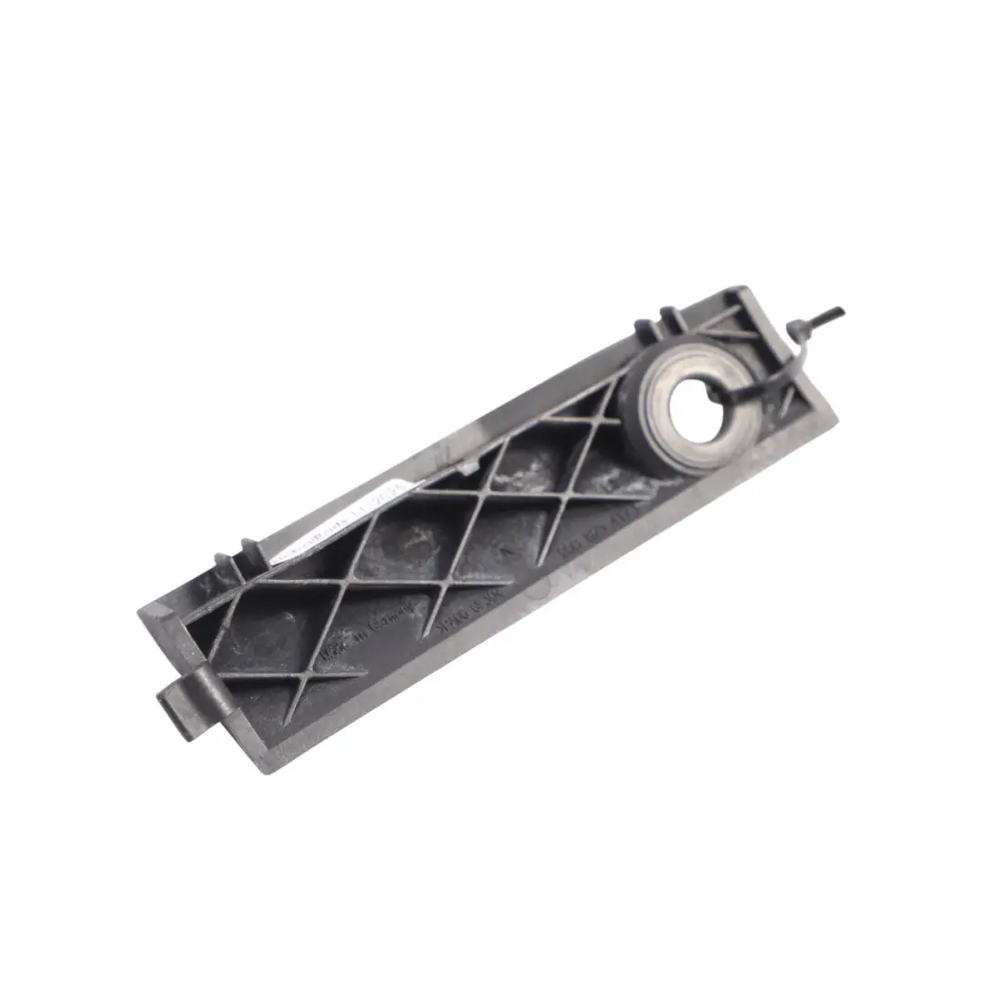 Front Wing Fender Bracket Holder Mount Left N/S L to Porsche Macan 95B with Part number 95B823417 Porsche Macan 95B Front Wing Fender Bracket Holder Mount Left N/S L - SKU 95B823417 - Part number 95B823417