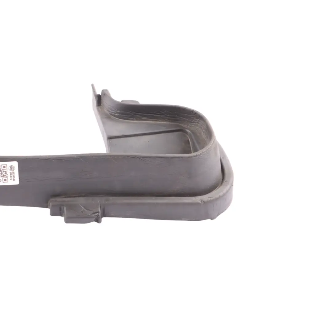 Joint Capot Moteur Droit A pour Porsche Macan 95B à propos du numéro de pièce 95B823732 Porsche Macan 95B Joint Capot Moteur Droit A - SKU 95B823732 - Numéro de pièce 95B823732