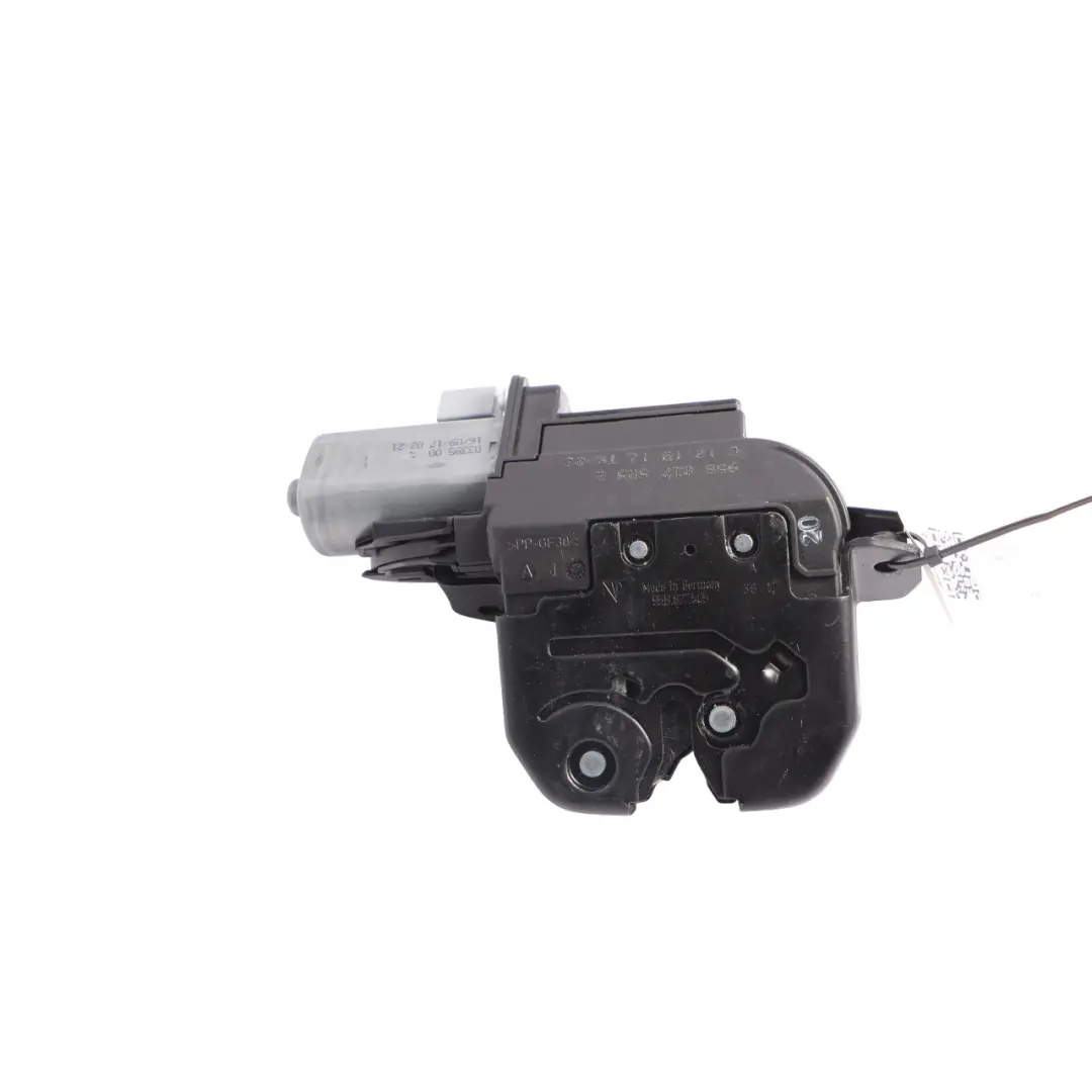 Boot Lid Tailgate Look Latch Mechanism to Porsche Macan 95B with Part number 95B827505 Porsche Macan 95B Boot Lid Tailgate Look Latch Mechanism - SKU 95B827505 - Part number 95B827505