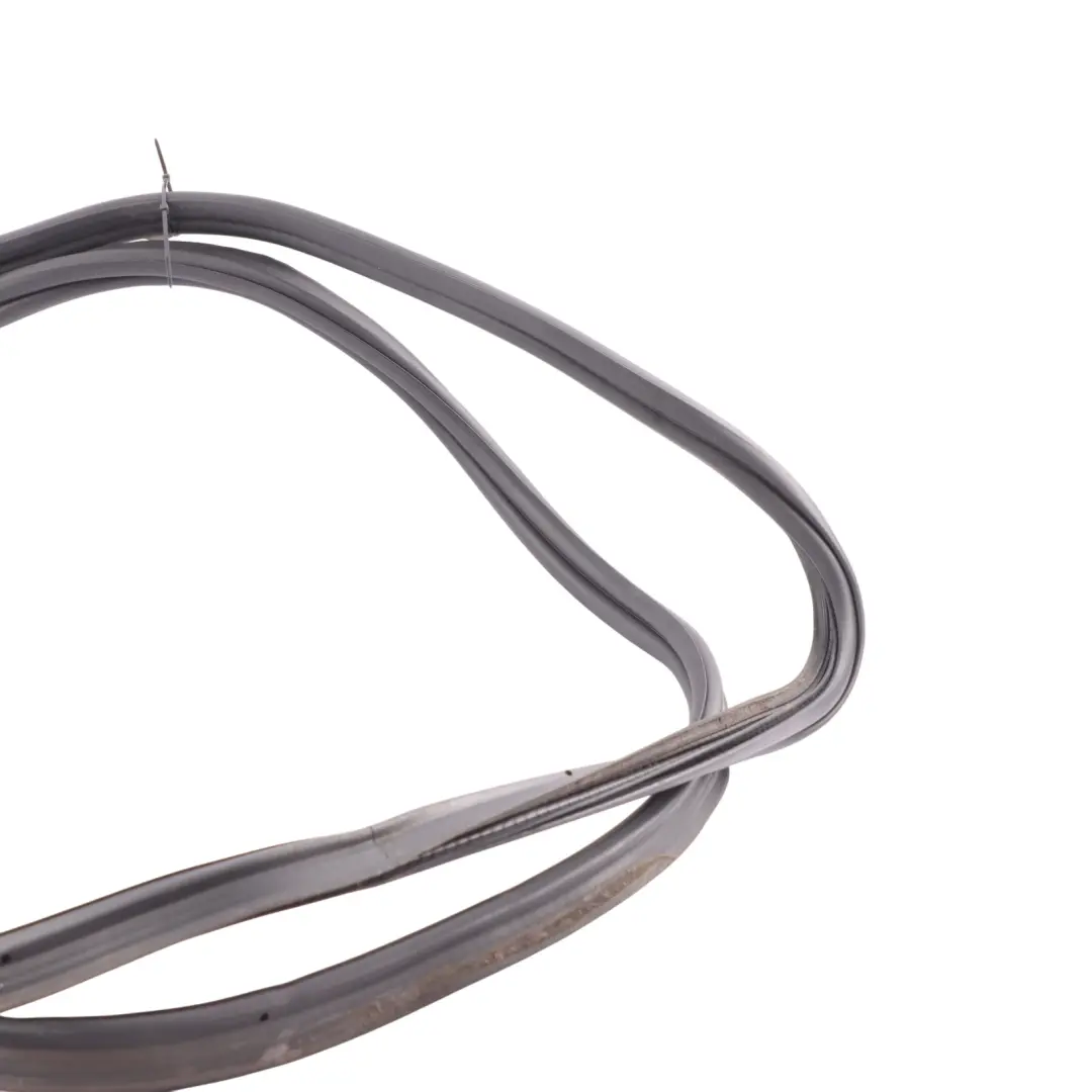 Boot Seal Gasket Sill Rubber to Porsche Macan 95B Rear Tailgate with Part number 95B827705C Porsche Macan 95B Rear Tailgate Boot Seal Gasket Sill Rubber - SKU 95B827705C - Part number 95B827705C