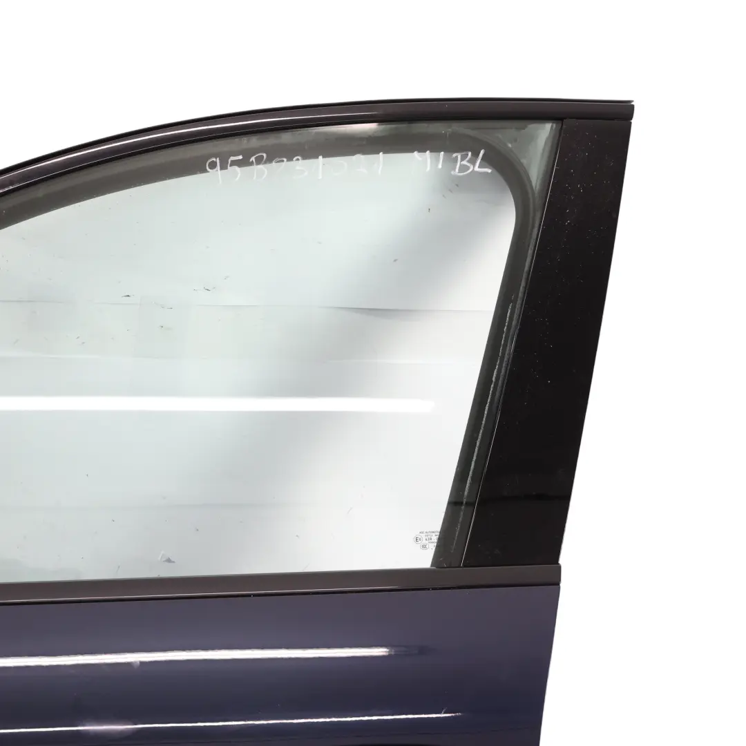 Puerta Delantera Izquierda Midnight Blue - M5F para Porsche Macan 95B con número de pieza 95B831021 Porsche Macan 95B Puerta Delantera Izquierda Midnight Blue - M5F - SKU 95B831021-MIBL - Número de pieza 95B831021