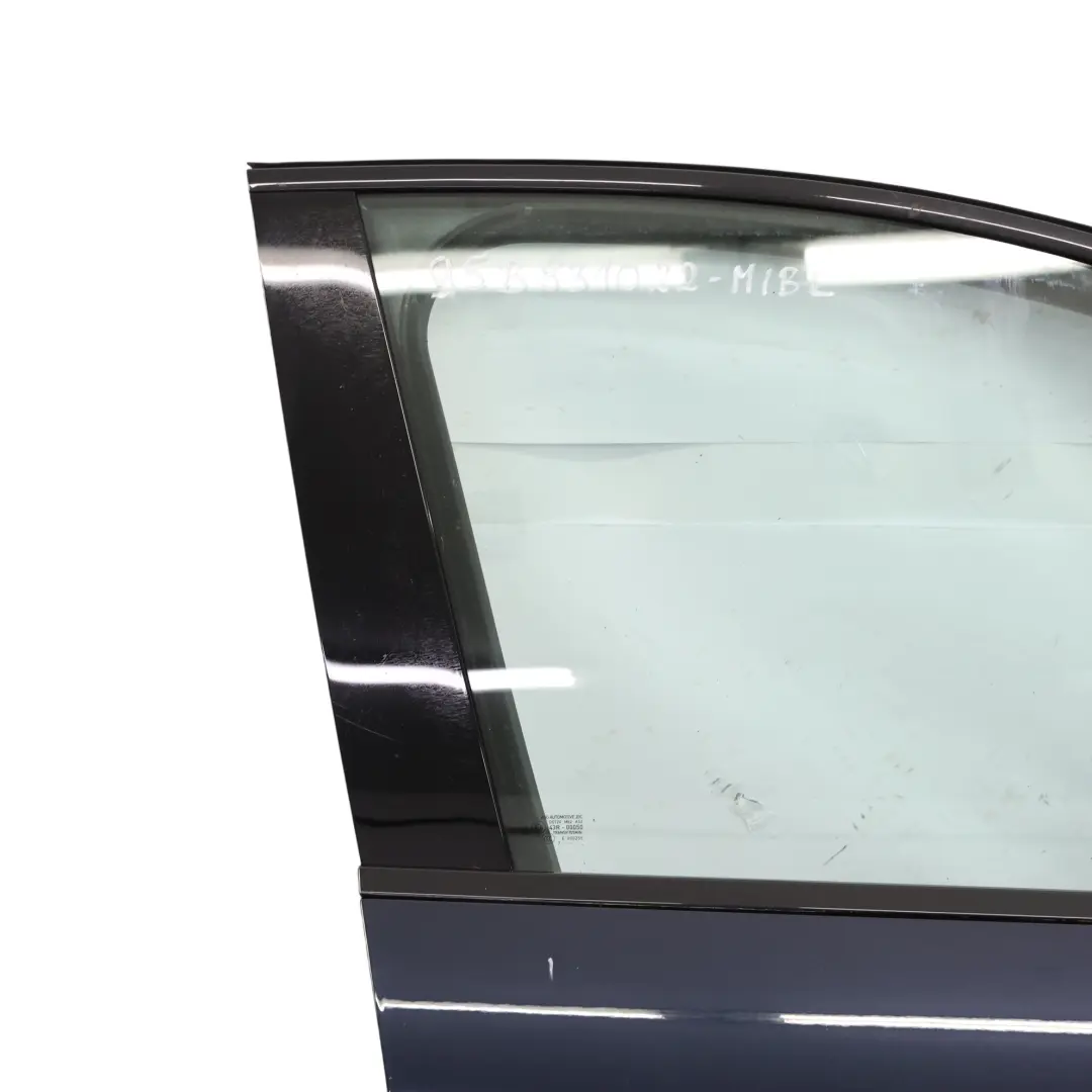 Porsche Macan 95B Door Front Right O/S Midnight Blue Metallic - M5F - SKU 95B831022-MIBL - Part number 95B831022