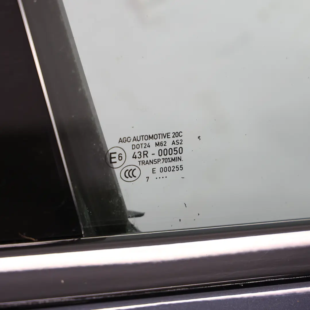 Porsche Macan 95B Door Front Right O/S Midnight Blue Metallic - M5F - SKU 95B831022-MIBL - Part number 95B831022