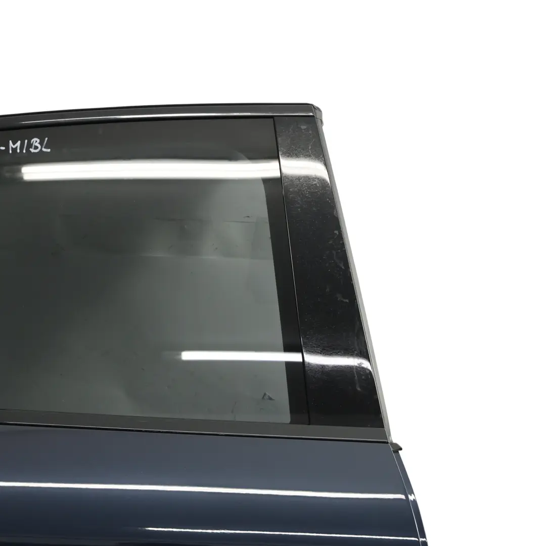 Puerta Trasera Derecha Midnight Blue - M5F para Porsche Macan 95B con número de pieza 95B833022 Porsche Macan 95B Puerta Trasera Derecha Midnight Blue - M5F - SKU 95B833022-MIBL - Número de pieza 95B833022