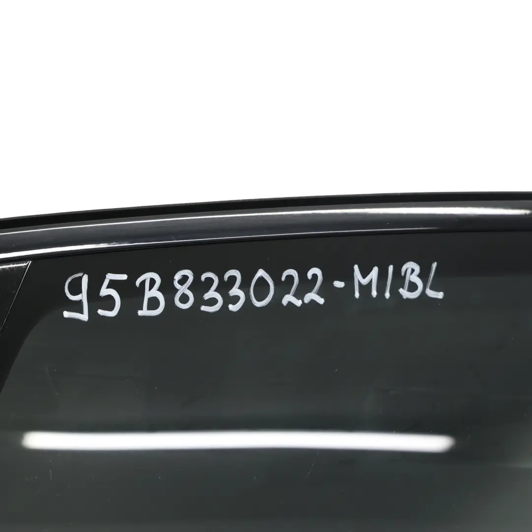 Puerta Trasera Derecha Midnight Blue - M5F para Porsche Macan 95B con número de pieza 95B833022 Porsche Macan 95B Puerta Trasera Derecha Midnight Blue - M5F - SKU 95B833022-MIBL - Número de pieza 95B833022