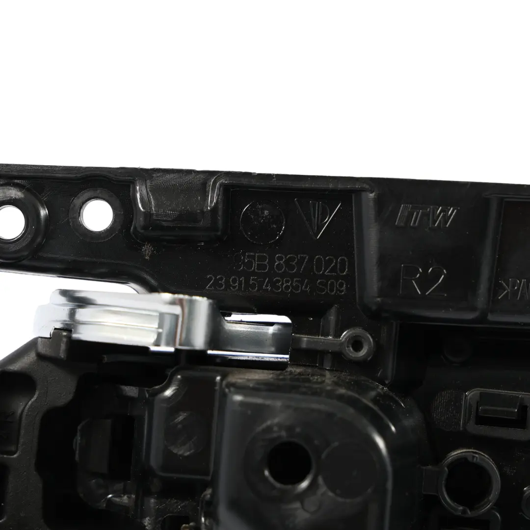 95B-2 Vordere Hintere Tür Karte Release Handle Rechts für Porsche Macan mit Teilenummer 95B837020 Porsche Macan 95B-2 Vordere Hintere Tür Karte Release Handle Rechts - SKU 95B837020 - Teilenummer 95B837020