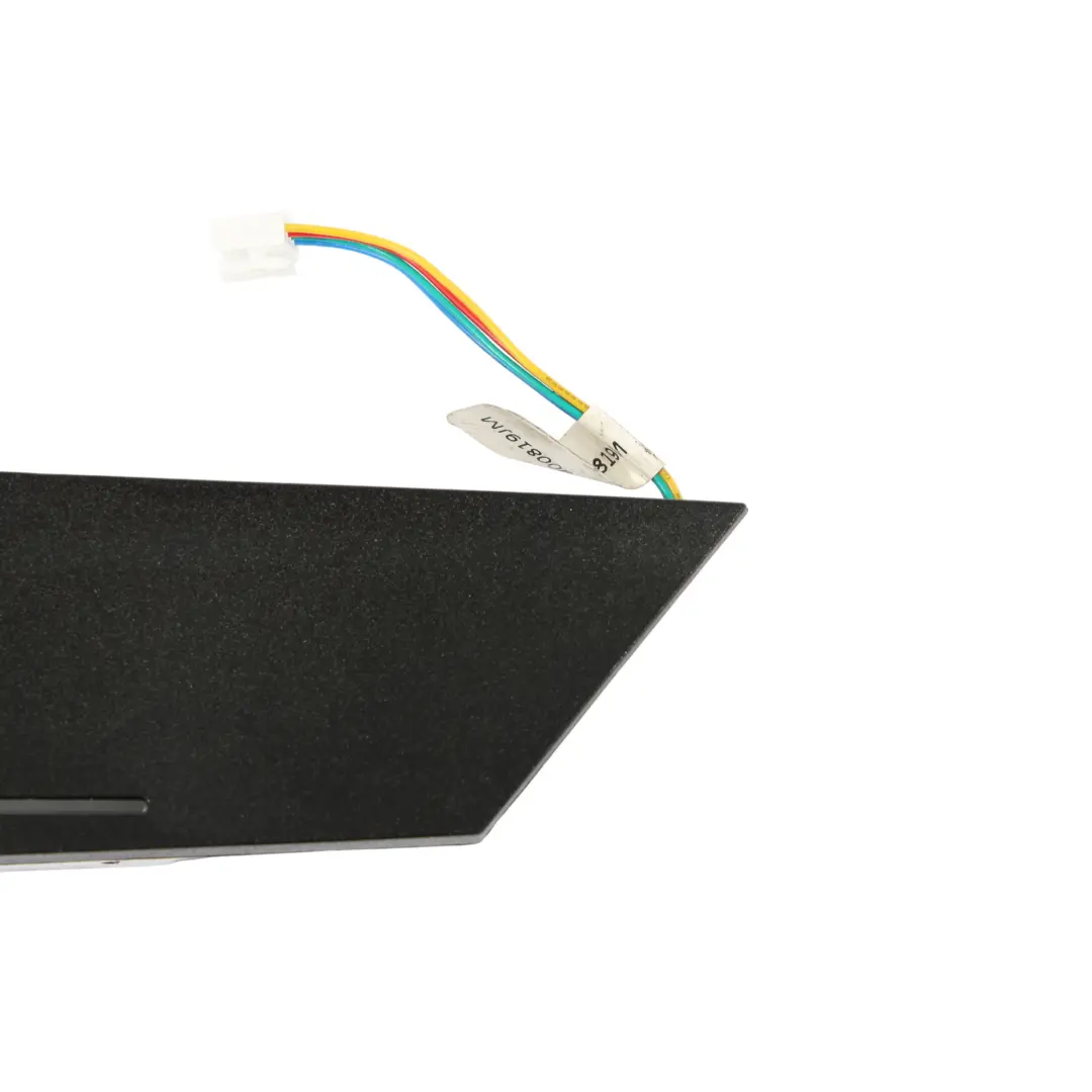 Embellecedor Empuñadura Puerta Delantera Izquierda para Porsche Macan 95B con número de pieza 95B837095C Porsche Macan 95B Embellecedor Empuñadura Puerta Delantera Izquierda - SKU 95B837095C - Número de pieza 95B837095C