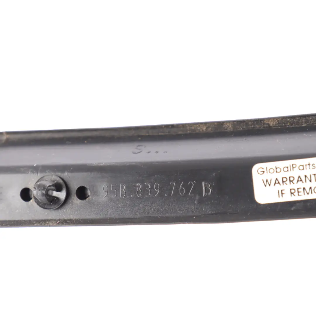 Porsche Macan 95B Puerta Trasera Borde Junta Goma Derecha - SKU 95B839762B - Número de pieza 95B839762B