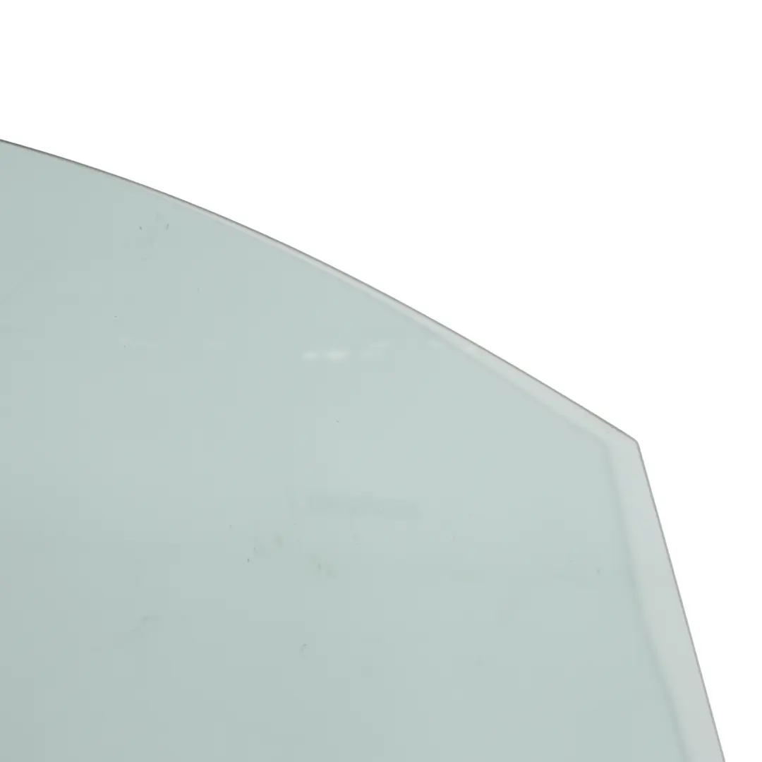 Front Door Window Side Glass Right O/S AS2 to Porsche Macan 95B with Part number 95B845202D Porsche Macan 95B Front Door Window Side Glass Right O/S AS2 - SKU 95B845202D - Part number 95B845202D