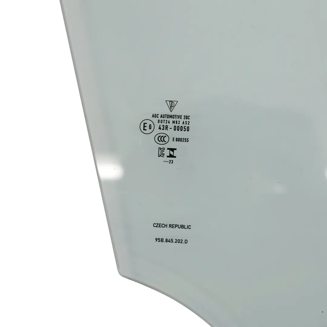 Porsche Macan 95B Front Door Window Side Glass Right O/S AS2 - SKU 95B845202D - Part number 95B845202D
