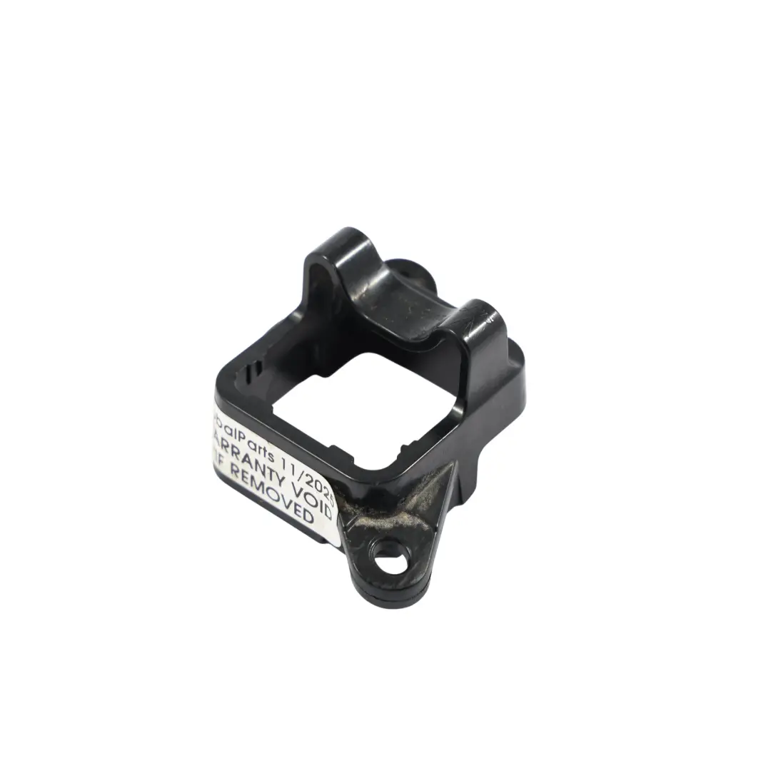 Porsche Macan 95B Support De Fixation De Caméra Pour Rétroviseur Droit - SKU 95B857118 - Numéro de pièce 95B857118