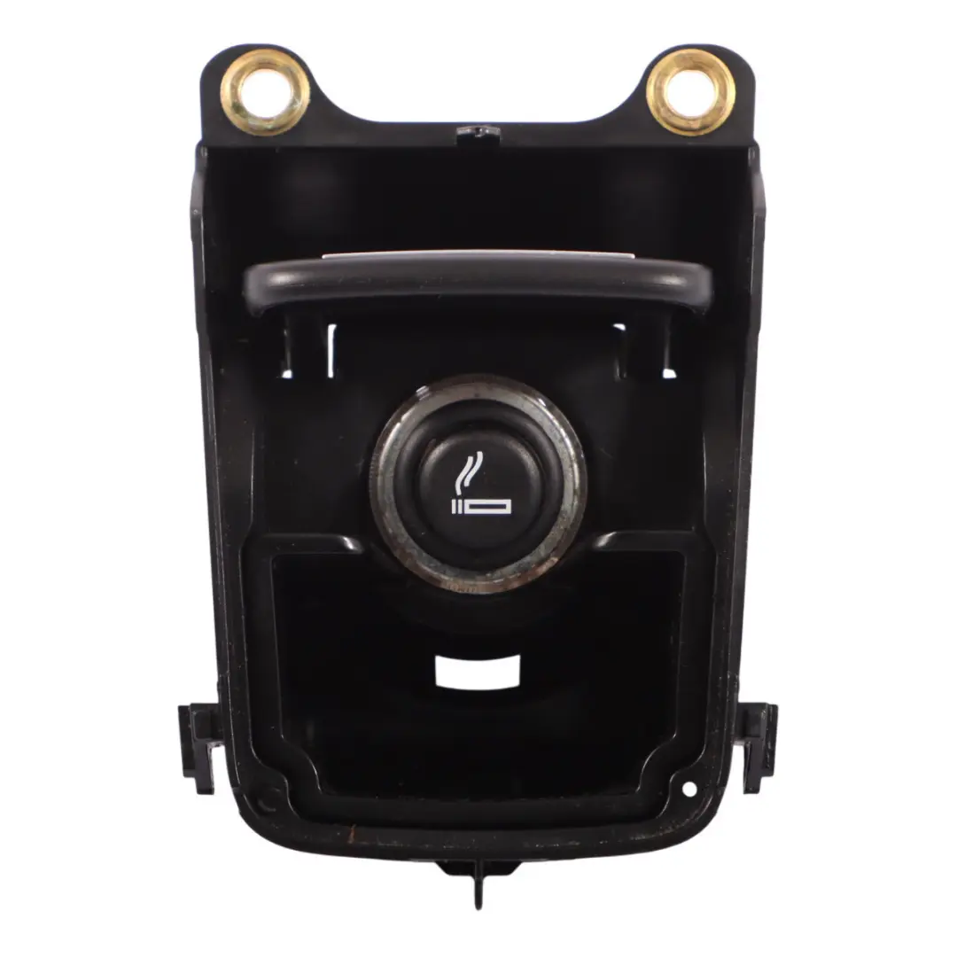 Vassoio Portacenere Unità Console Centrale per Porsche Macan 95B con numero di parte 95B857273 Porsche Macan 95B Vassoio Portacenere Unità Console Centrale - SKU 95B857273 - Numero di parte 95B857273