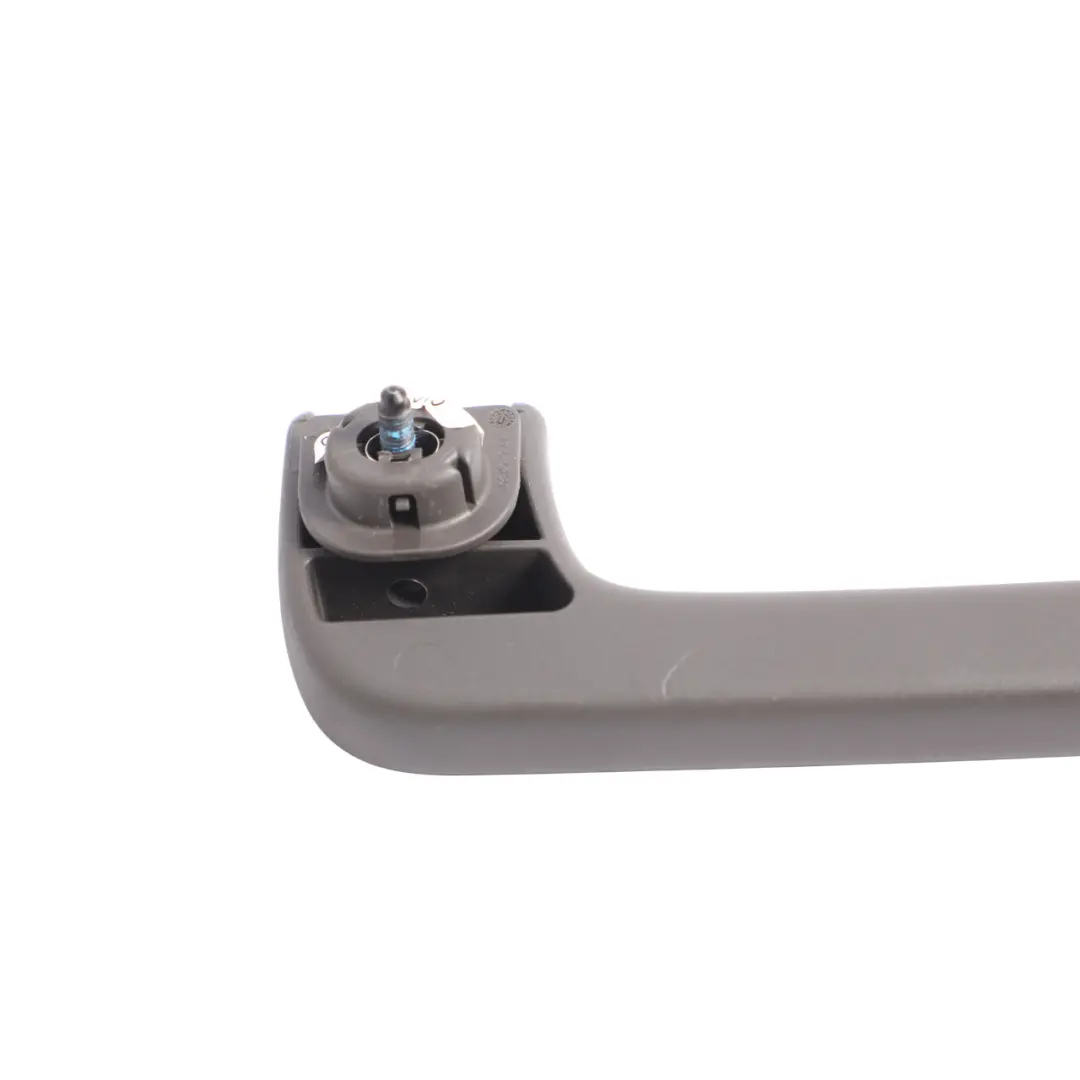 Maniglia Tetto Interno Grigio Posteriore Sinistro per Porsche Macan 95B con numero di parte 95B857643 Porsche Macan 95B Maniglia Tetto Interno Grigio Posteriore Sinistro - SKU 95B857643 - Numero di parte 95B857643