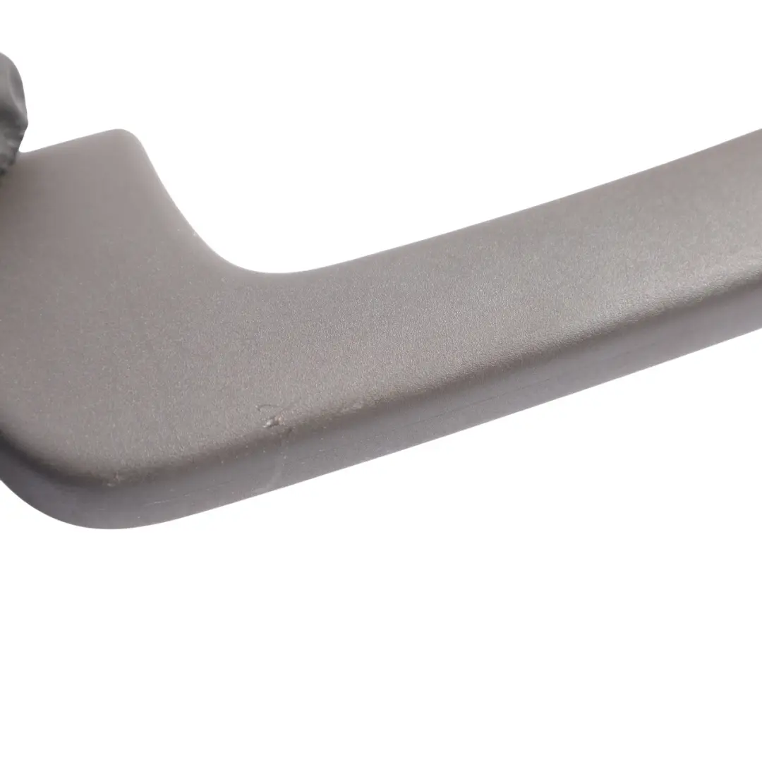 Asidero De Techo Interior Gris Trasero Derecho para Porsche Macan 95B con número de pieza 95B857644 Porsche Macan 95B Asidero De Techo Interior Gris Trasero Derecho - SKU 95B857644 - Número de pieza 95B857644