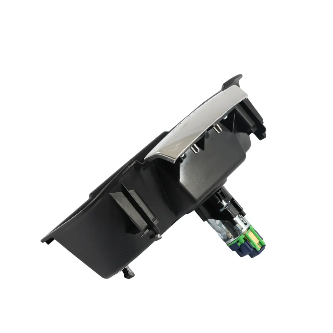 Front Mittelkonsole Lagerung Zigarettenanzünder 95B864378D für Porsche Macan 95B mit Teilenummer 95B857921B Porsche Macan 95B Front Mittelkonsole Lagerung Zigarettenanzünder 95B864378D - SKU 95B857921B - Teilenummer 95B857921B