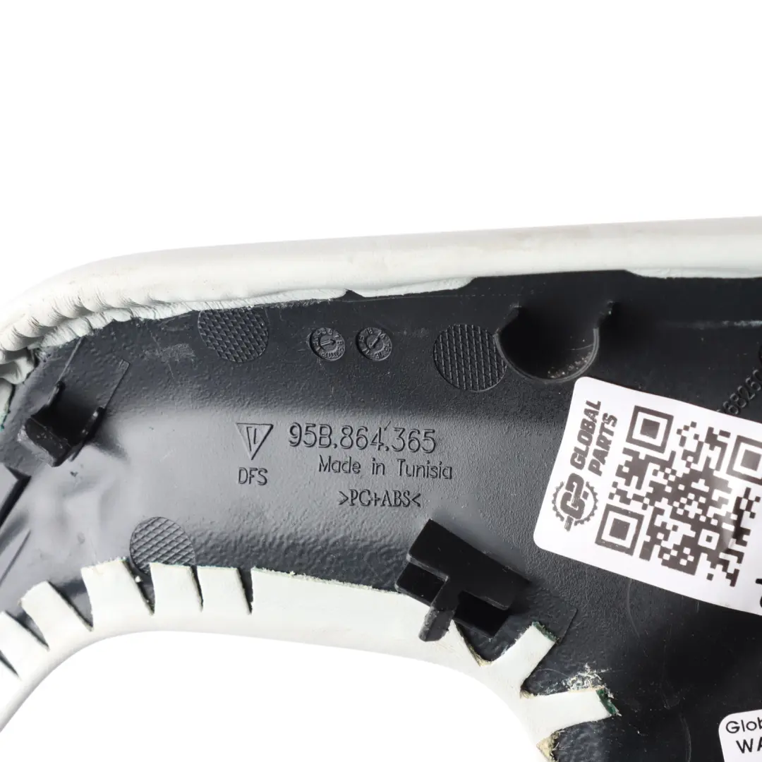 Mittelkonsole Abdeckung Panel Vorne Links Grau für Porsche Macan 95B mit Teilenummer 95B864365 Porsche Macan 95B Mittelkonsole Abdeckung Panel Vorne Links Grau - SKU 95B864365 - Teilenummer 95B864365