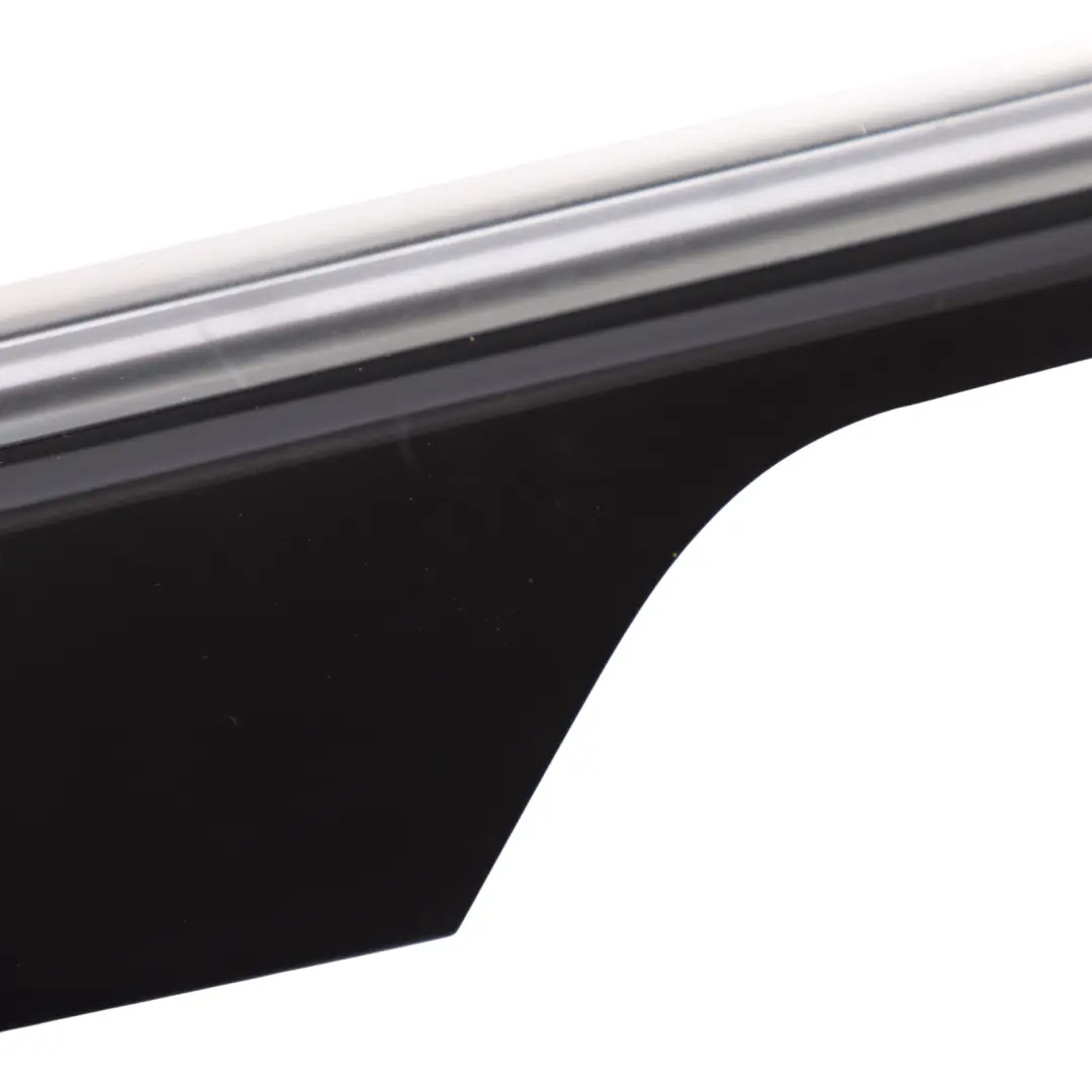 Porsche Macan 95B Türverkleidung Leiste Hinten Links Klavierschwarz - SKU 95B867061D-1 - Teilenummer 95B867061D
