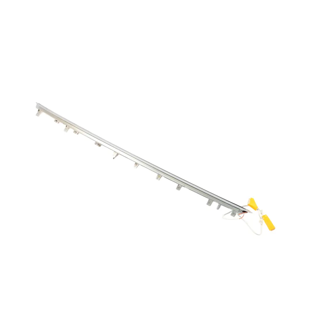 Porsche Macan 95B Garniture De Panneau De Porte Avant Gauche Noir Laqué - SKU 95B867409D-1 - Numéro de pièce 95B867409D-1