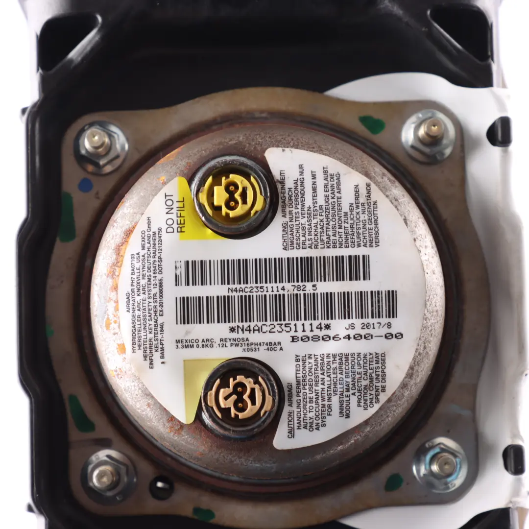 Dashboard Air Module Passenger Side to Porsche Macan 95B with Part number 95B880204 Porsche Macan 95B Dashboard Air Module Passenger Side - SKU 95B880204 - Part number 95B880204