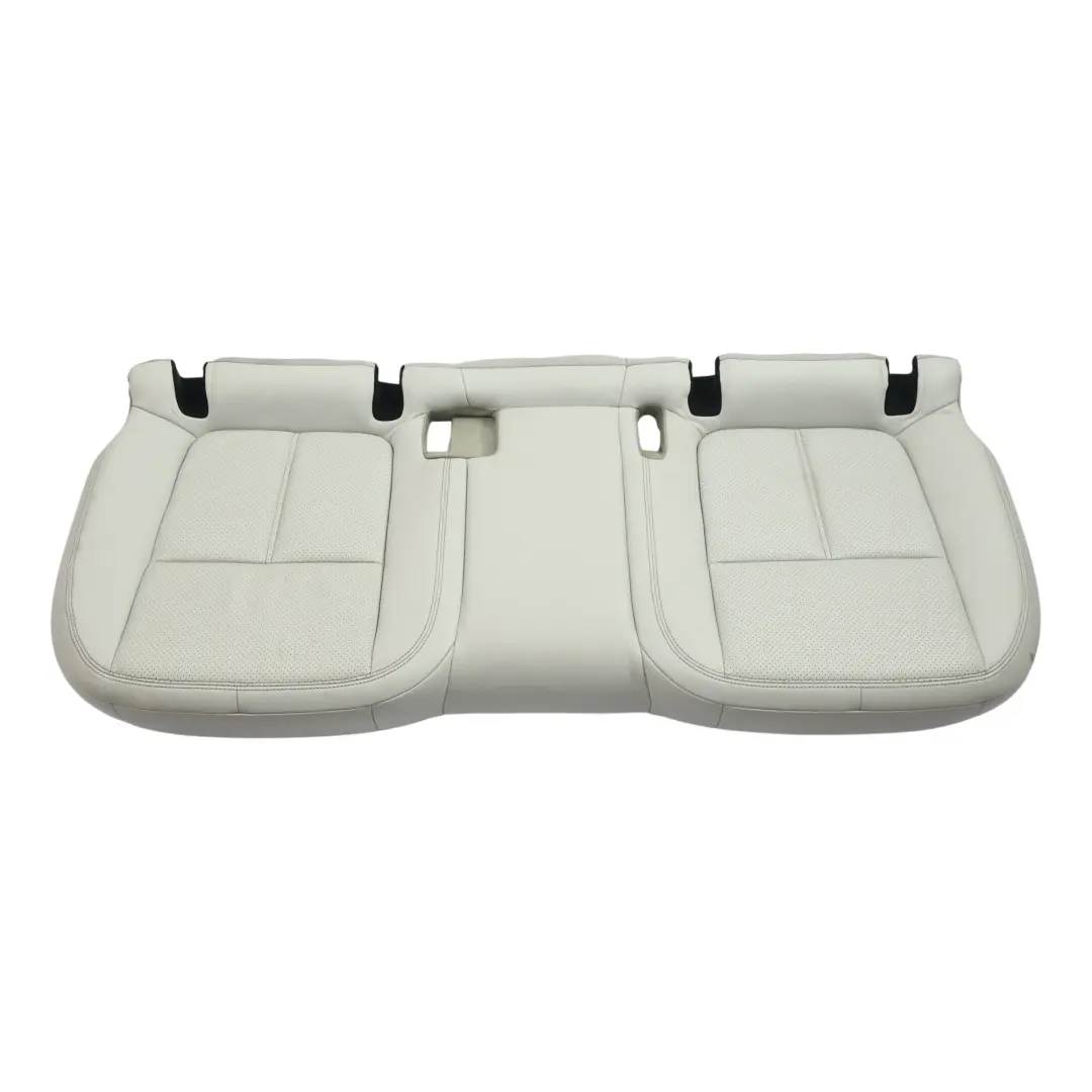 Sedile Posteriore Panca Couch Base Pebble Grey per Porsche Macan 95B con numero di parte 95B885405P Porsche Macan 95B Sedile Posteriore Panca Couch Base Pebble Grey - SKU 95B885405P - Numero di parte 95B885405P