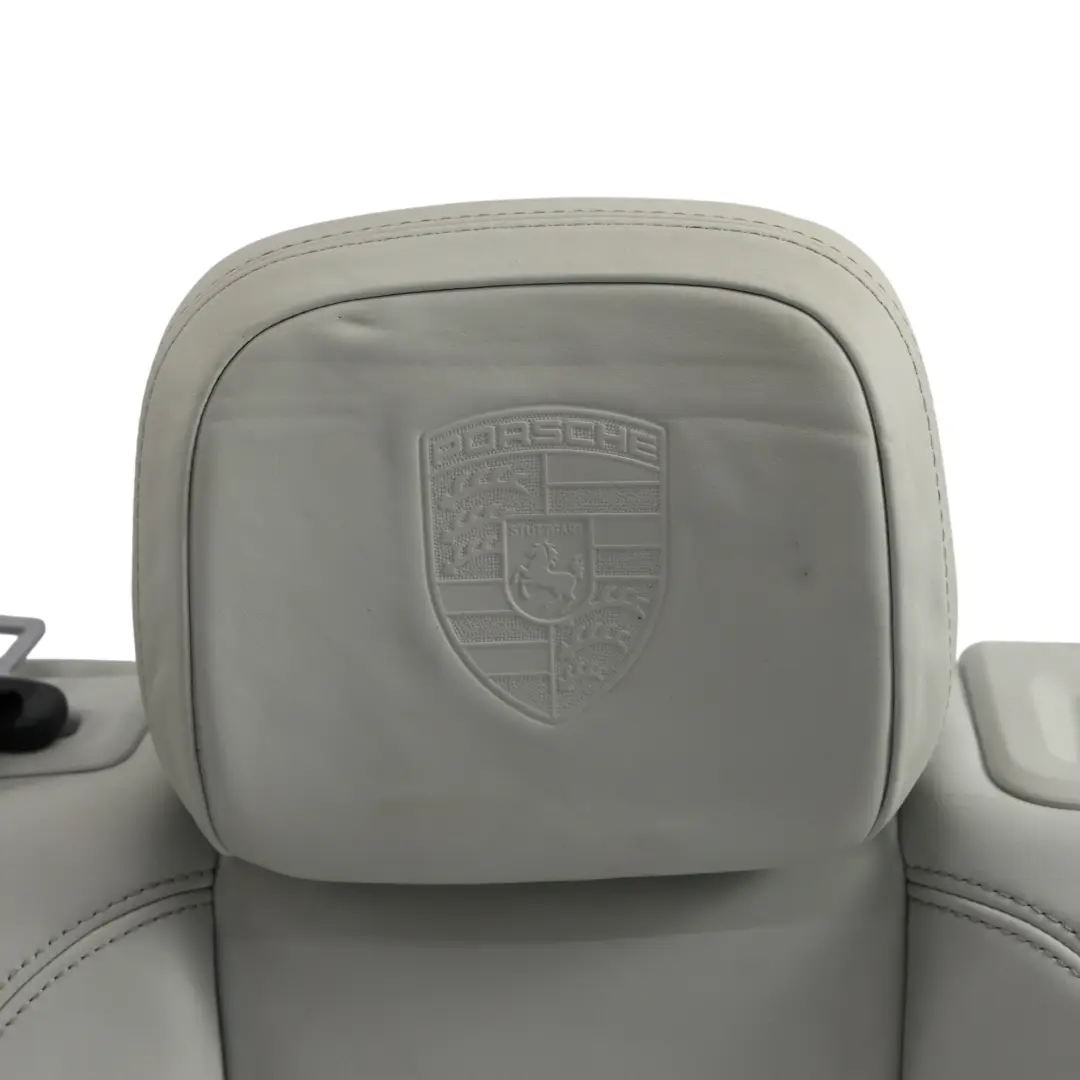 Schienale Sedile Posteriore Sinistro Pelle Grigio Ciottolo per Porsche Macan S 95B con numero di parte 95B885805B Porsche Macan S 95B Schienale Sedile Posteriore Sinistro Pelle Grigio Ciottolo - SKU 95B885805B - Numero di parte 95B885805B