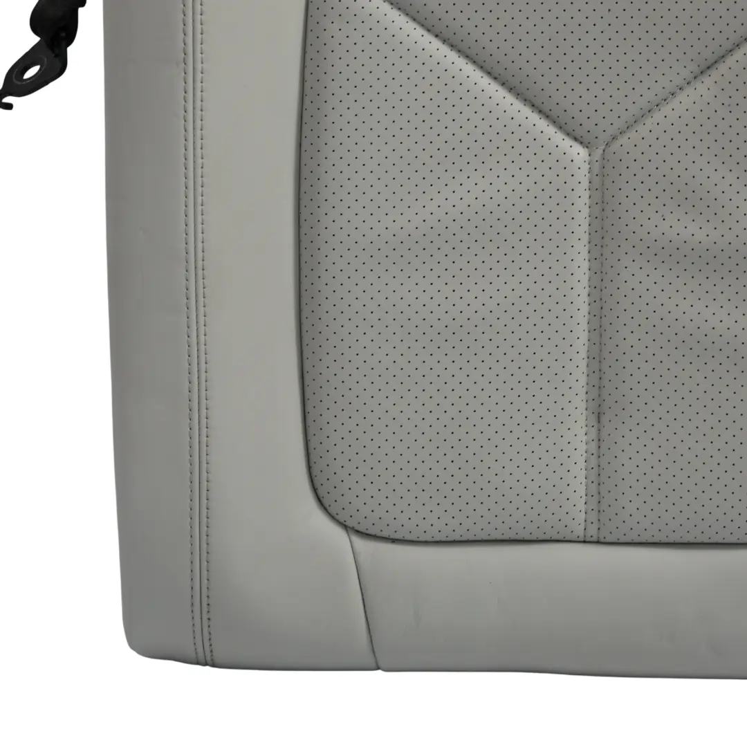 Dossier De Siège Arrière Gauche Intérieur Cuir Pebble Grey pour Porsche Macan S 95B à propos du numéro de pièce 95B885805B Porsche Macan S 95B Dossier De Siège Arrière Gauche Intérieur Cuir Pebble Grey - SKU 95B885805B - Numéro de pièce 95B885805B