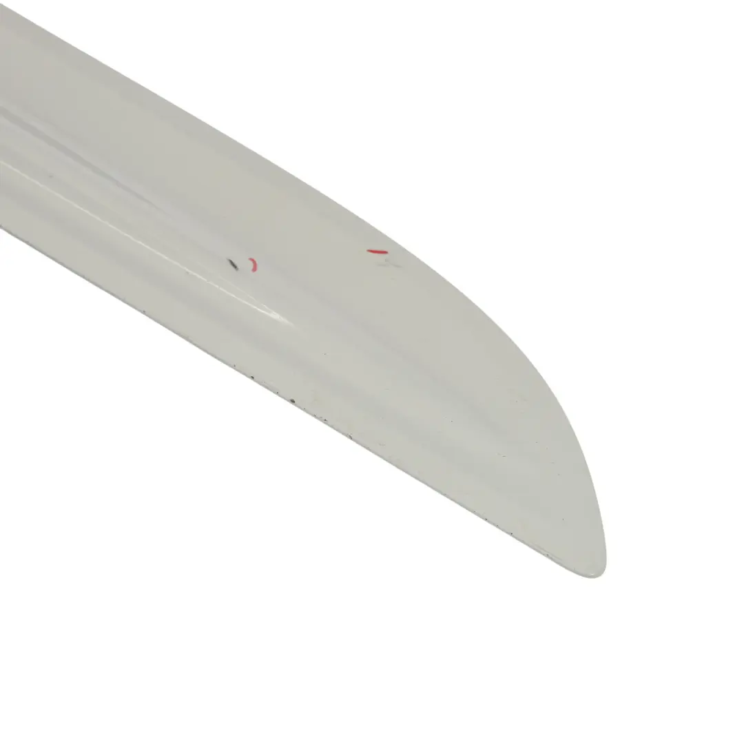 Embellecedor De Puerta Panel Frontal Derecho Chalk - M9A para Porsche Macan 95B con número de pieza 95B898562F Porsche Macan 95B Embellecedor De Puerta Panel Frontal Derecho Chalk - M9A - SKU 95B898562F-CHA - Número de pieza 95B898562F