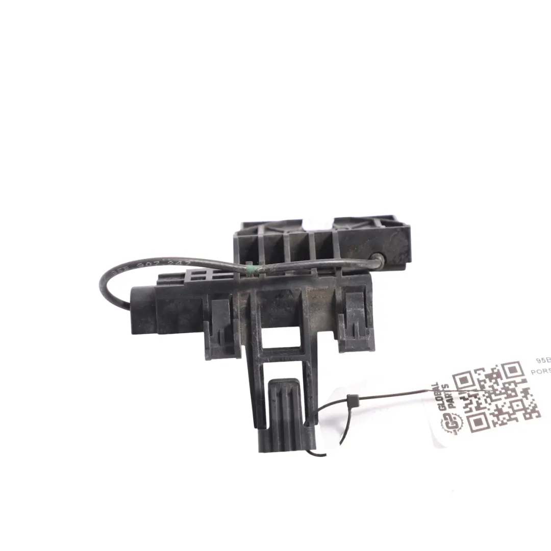 Porsche Macan 95B Aerial Antenna Amplifier VTS Vehicle Tracking - SKU 95B907245A - Part number 95B907245A