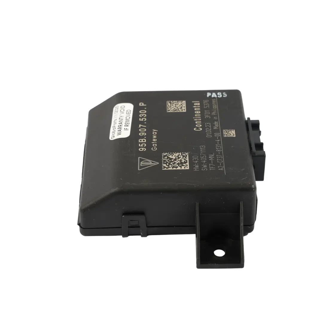 Body Gateway Module ECU Control Unit 95B907530L to Porsche Macan 95B with Part number 95B907530P Porsche Macan 95B Body Gateway Module ECU Control Unit 95B907530L - SKU 95B907530P - Part number 95B907530P