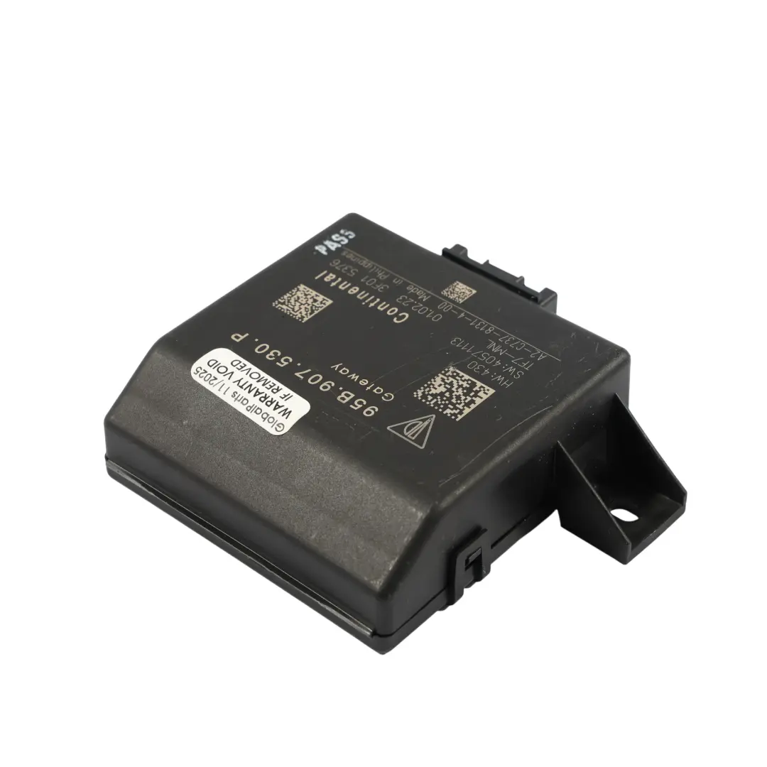 Body Gateway Module ECU Control Unit 95B907530L to Porsche Macan 95B with Part number 95B907530P Porsche Macan 95B Body Gateway Module ECU Control Unit 95B907530L - SKU 95B907530P - Part number 95B907530P