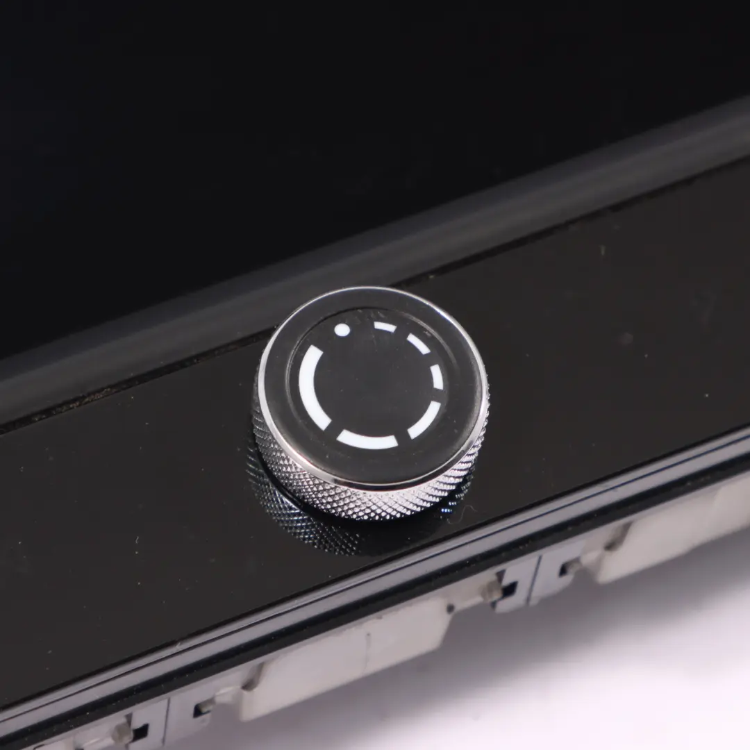 Pantalla De Navegación A Bordo para Porsche Macan 95B con número de pieza 95B919599F Porsche Macan 95B Pantalla De Navegación A Bordo - SKU 95B919599F - Número de pieza 95B919599F