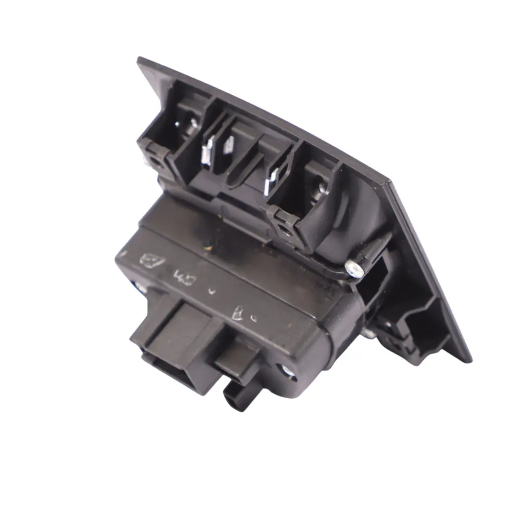 Porsche Macan 95B Freno A Mano Pulsante Interruttore Trim Cover - SKU 95B927225A - Numero di parte 95B927225A