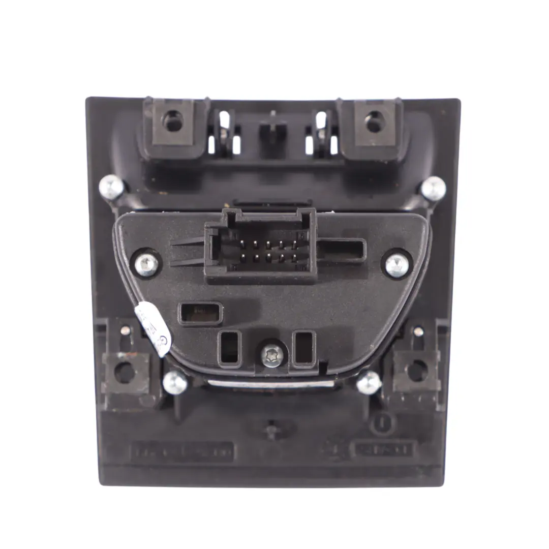 Cache De Bouton De Frein À Main pour Porsche Macan 95B à propos du numéro de pièce 95B927225A Porsche Macan 95B Cache De Bouton De Frein À Main - SKU 95B927225A - Numéro de pièce 95B927225A