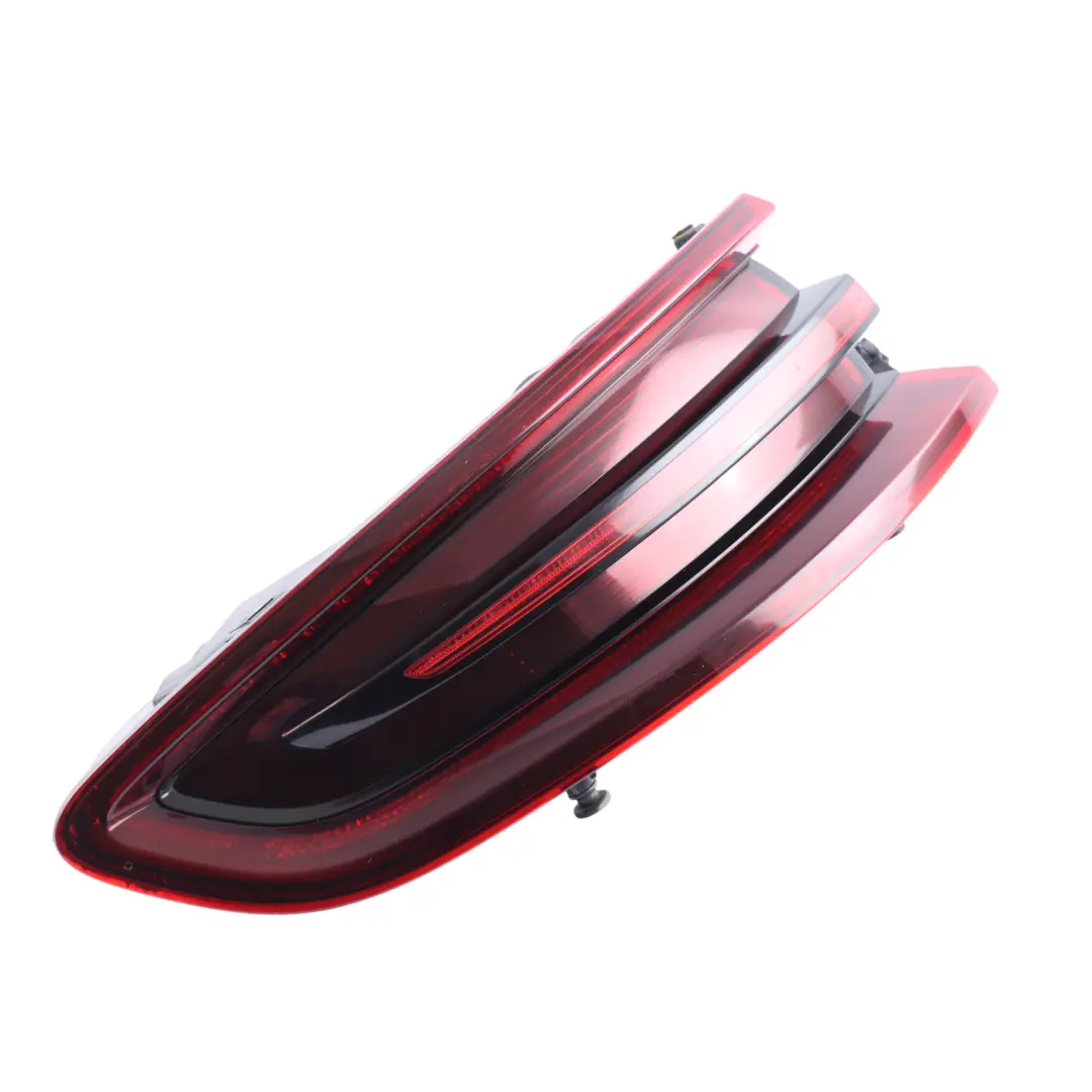 Luz Trasera Exterior Izquierda para Porsche Macan 95B con número de pieza 95B945095B Porsche Macan 95B Luz Trasera Exterior Izquierda - SKU 95B945095B - Número de pieza 95B945095B
