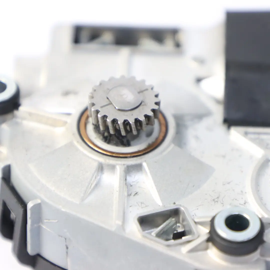 Schiebedach Motor Glasdach Elektrischer Aktuator für Porsche Macan 95B mit Teilenummer 95B959591B Porsche Macan 95B Schiebedach Motor Glasdach Elektrischer Aktuator - SKU 95B959591B - Teilenummer 95B959591B