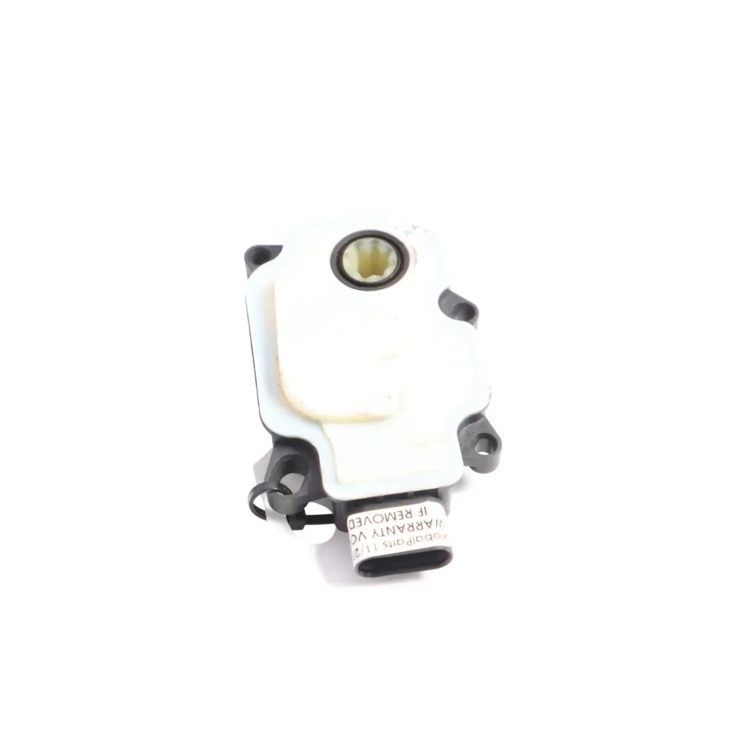 Front Grille Actuator Flap Motor Unit 95B965501H to Porsche Macan 95B Panamera 971 with Part number 95B965501AC Porsche Macan 95B Panamera 971 Front Grille Actuator Flap Motor Unit 95B965501H - SKU 95B965501AC - Part number 95B965501AC