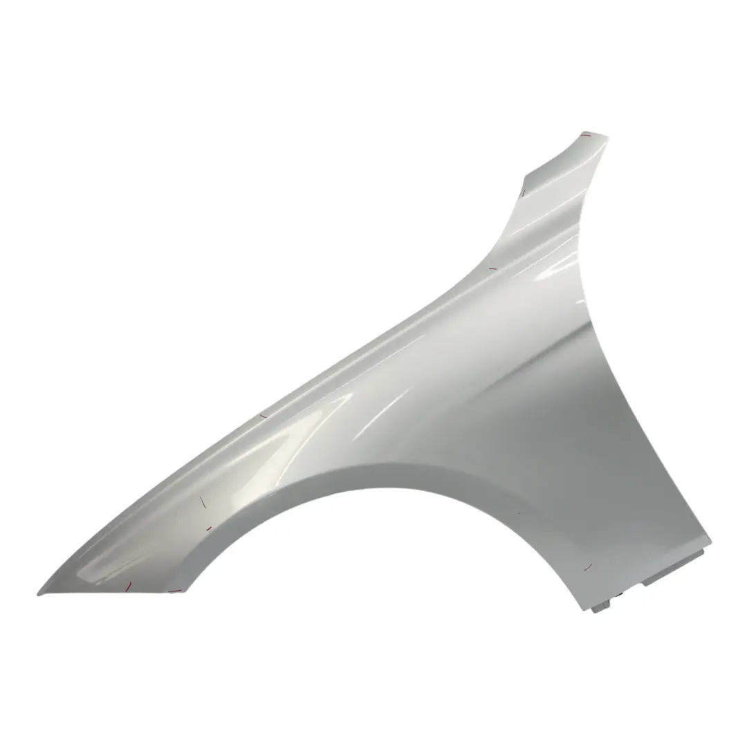 BMW F30 F31 Guardabarros lateral izquierdo Glacier Silver Metallic - A83 - SKU 9621597-GSB - Número de pieza 9621597
