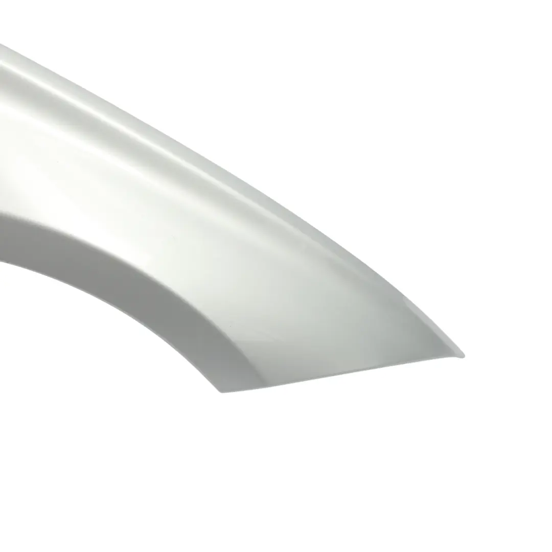 Panel lateral ala guardabarros delantero derecho Glacier Silver A83 para BMW F30 F31 con número de pieza 9621598 BMW F30 F31 Panel lateral ala guardabarros delantero derecho Glacier Silver A83 - SKU 9621598-GSB - Número de pieza 9621598